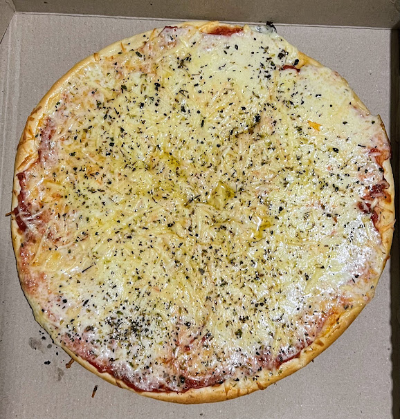 Pizza Provolone 18 Porciones